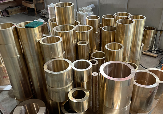 寶雞李經(jīng)理訂購的一批黃銅襯套加工完畢準(zhǔn)備驗(yàn)貨